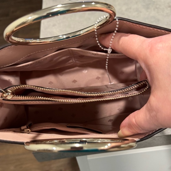 Kate Spade Heart It Sam Bag! Pre-Owned!! - Picture 8 of 10